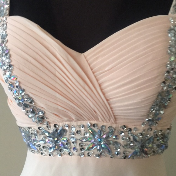 Brand new prom or bridesmaids dress - Picture 4 of 6